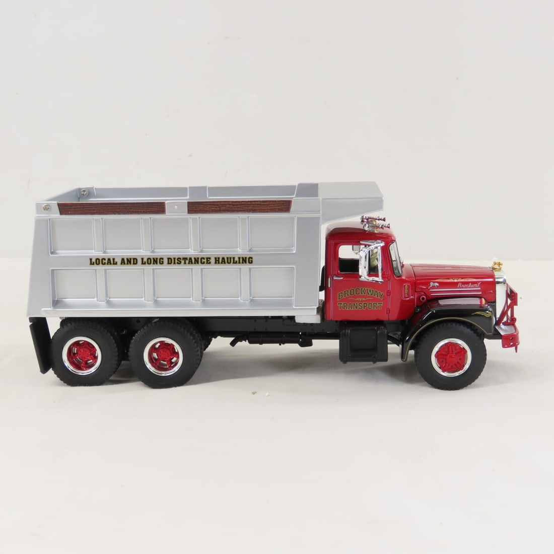 1st Gear 1:34 Brockway Heavy Duty Dump Truck - 6