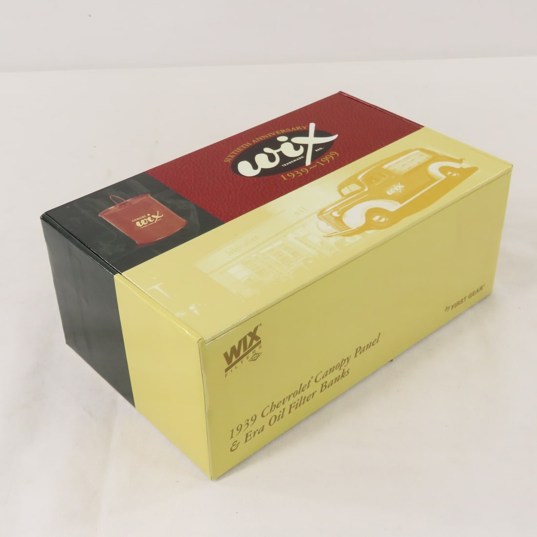 1st Gear 1:34 Wix 1939 Chevy Panel Truck Bank - 14