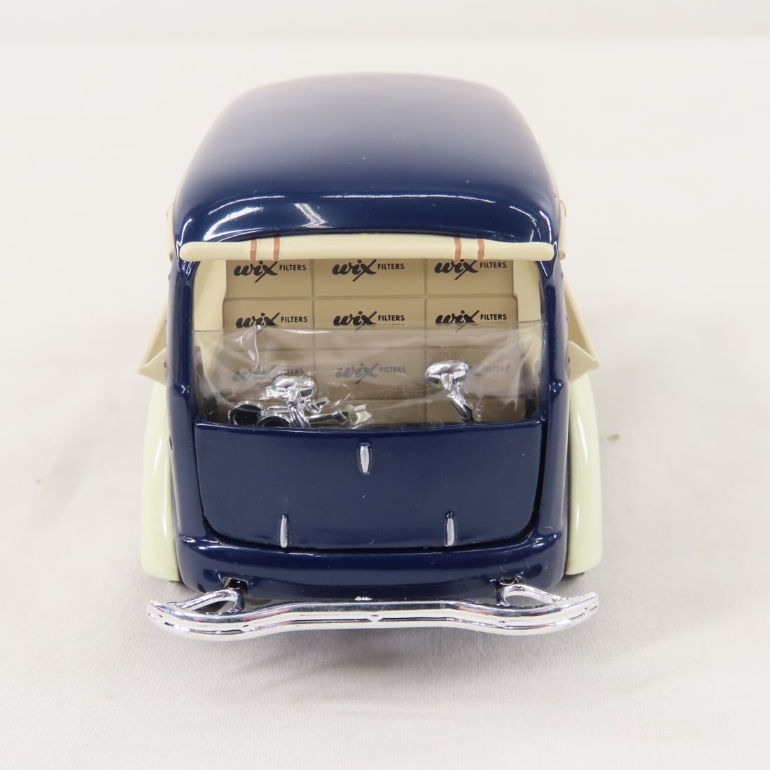 1st Gear 1:34 Wix 1939 Chevy Panel Truck Bank - 4
