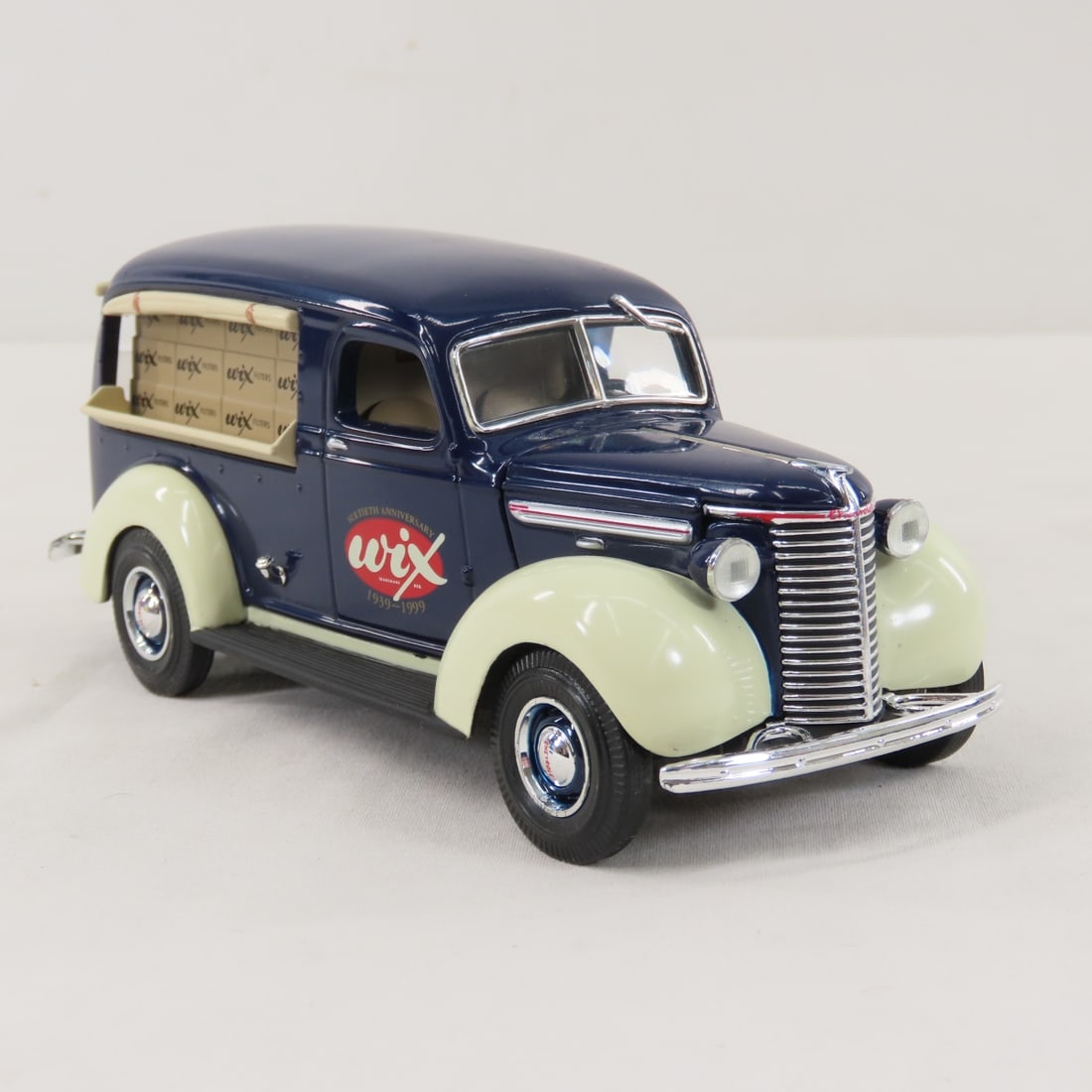 1st Gear 1:34 Wix 1939 Chevy Panel Truck Bank - 7