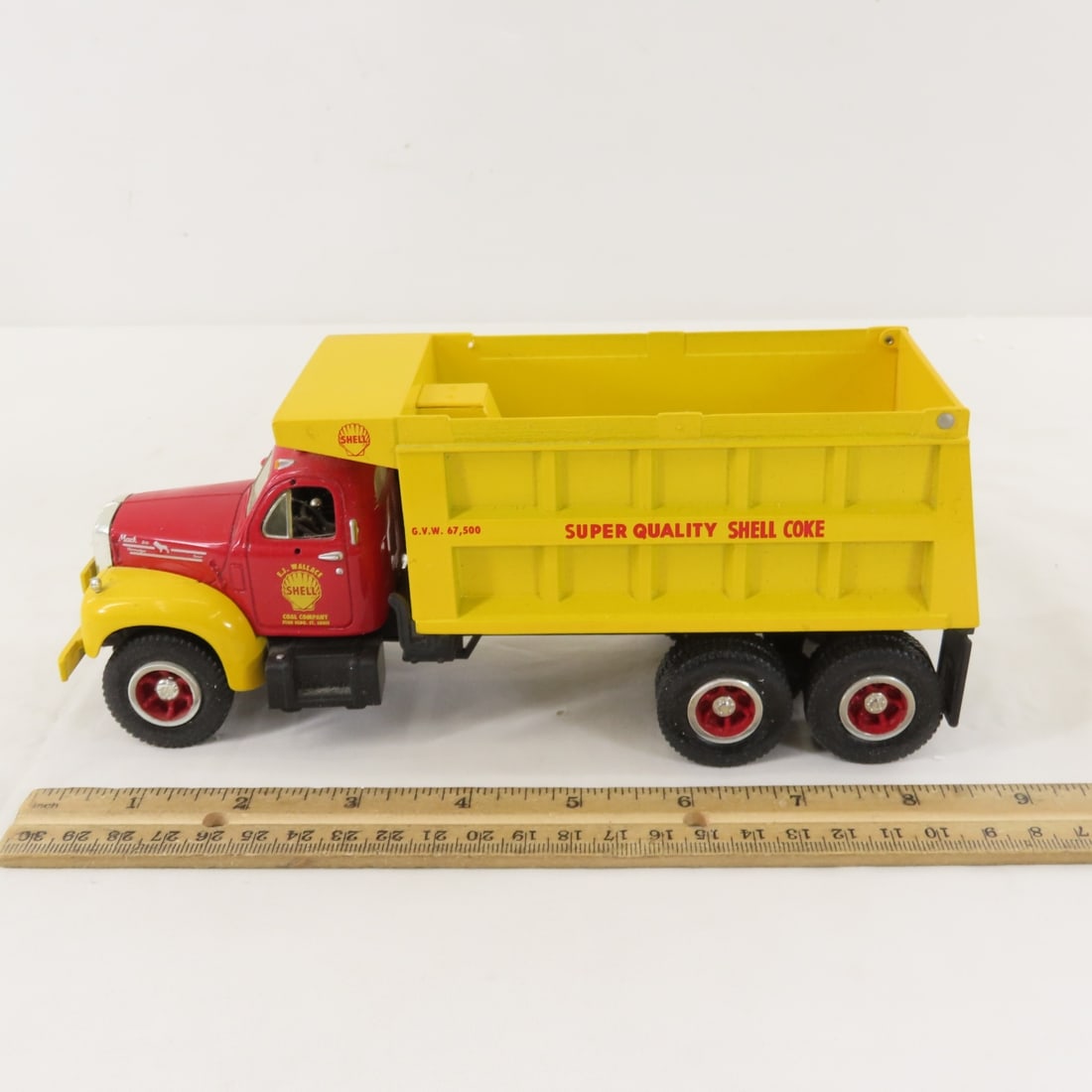 1st Gear 1:34 Scale Shell Coke Dump Truck - 2