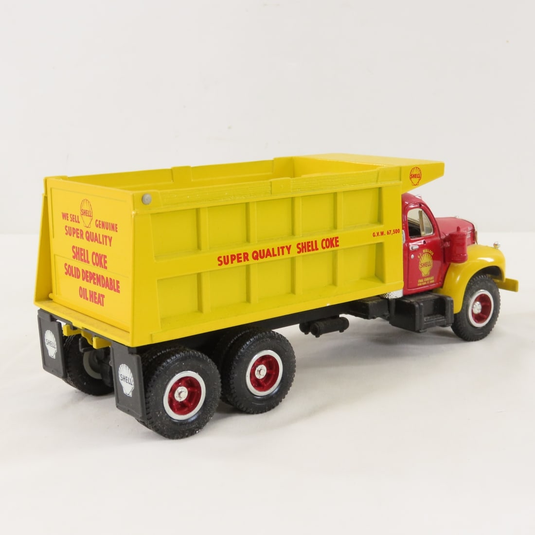 1st Gear 1:34 Scale Shell Coke Dump Truck - 5