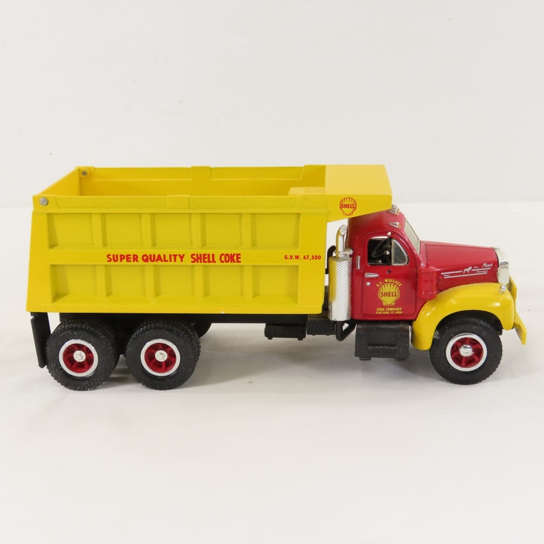 1st Gear 1:34 Scale Shell Coke Dump Truck - 6