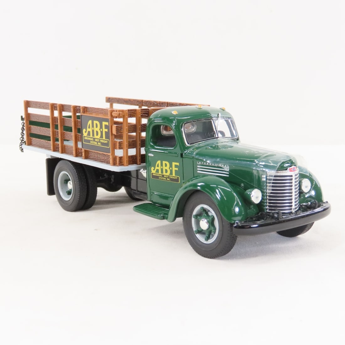 1st Gear 1:34 INTL AB Freight KB Stake Truck - 7