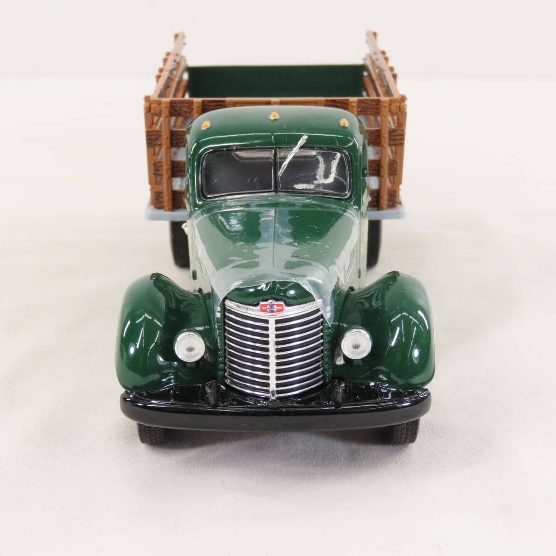 1st Gear 1:34 INTL AB Freight KB Stake Truck - 8