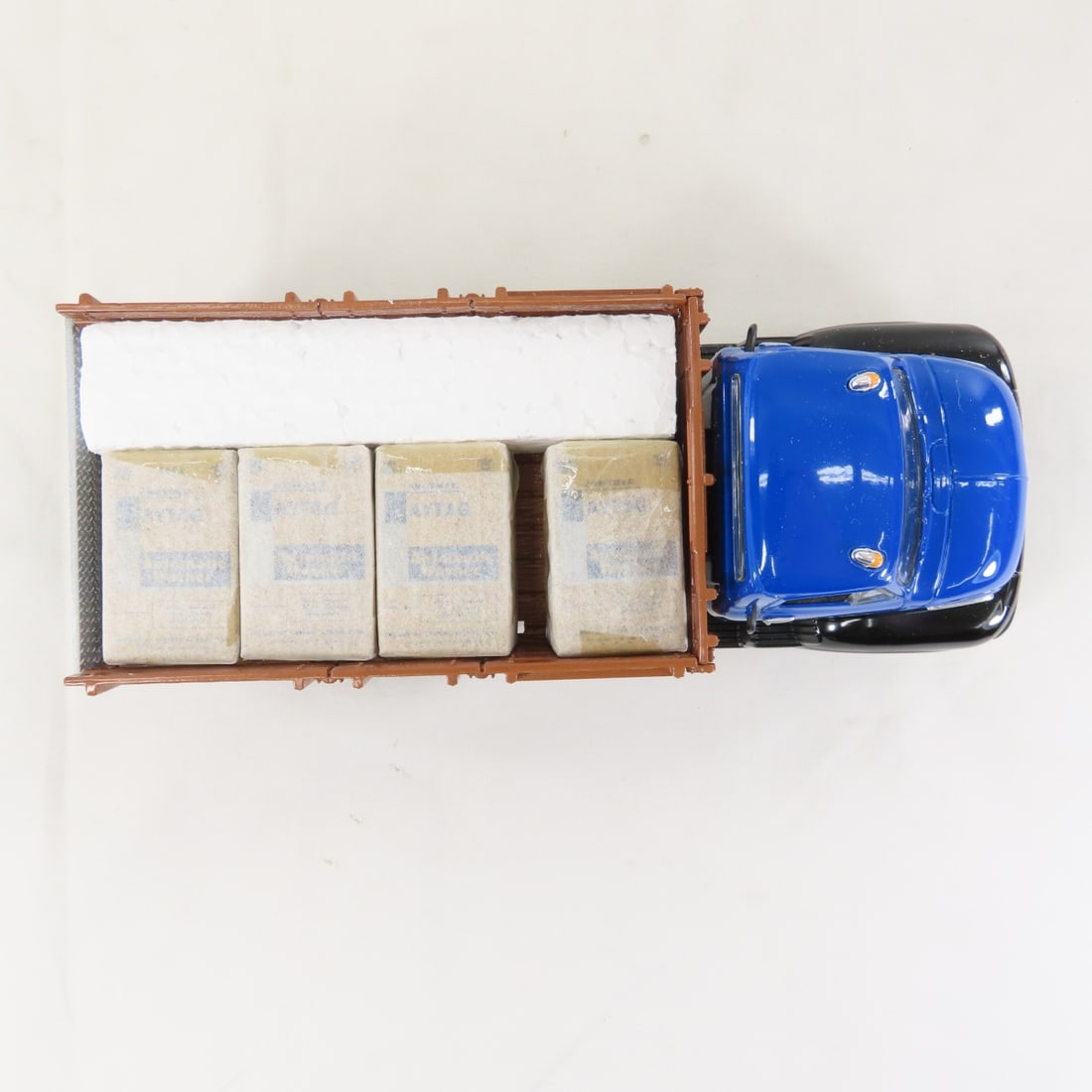1st Gear 1:34 Maytag 1953 Ford COE Stake Truck - 9
