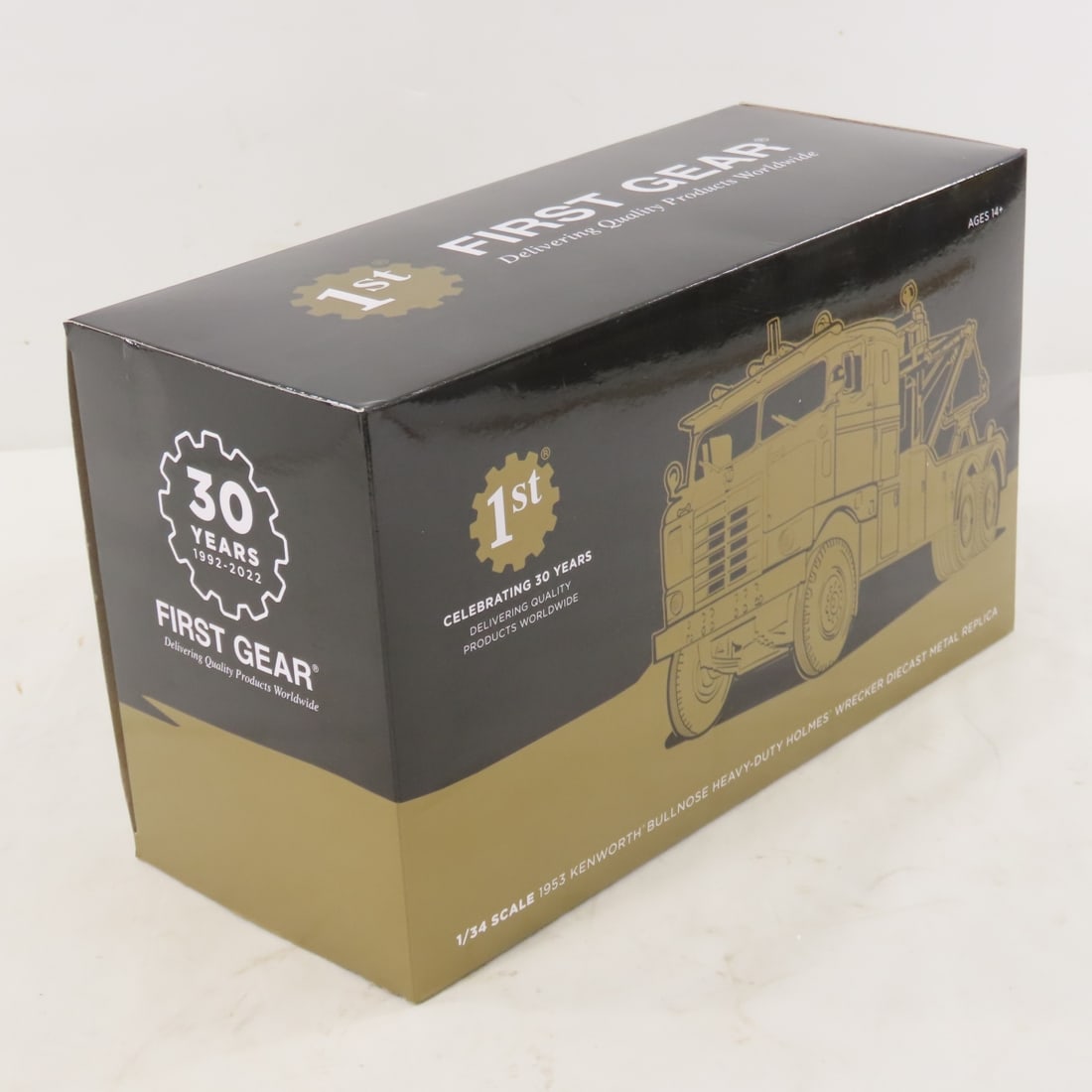 1st Gear 1:34 1953 Kenworth Bullnose Wrecker - 13