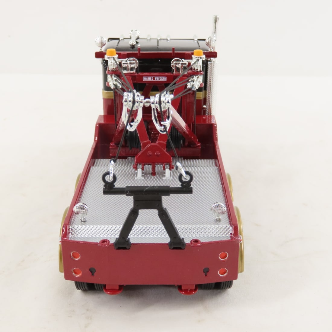 1st Gear 1:34 1953 Kenworth Bullnose Wrecker - 4