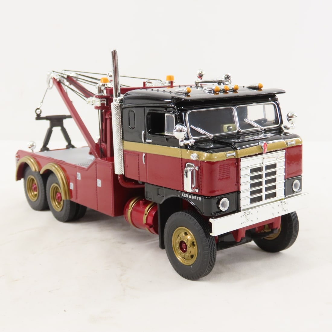 1st Gear 1:34 1953 Kenworth Bullnose Wrecker - 7