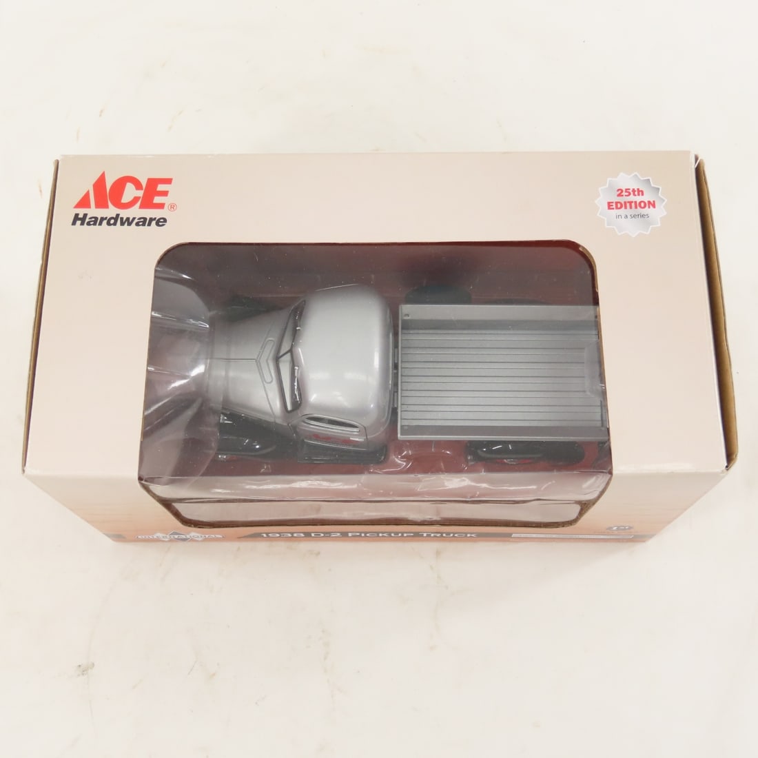 1st Gear 1:25 1938 INTL Ace Hardware D2 Pickup - 7