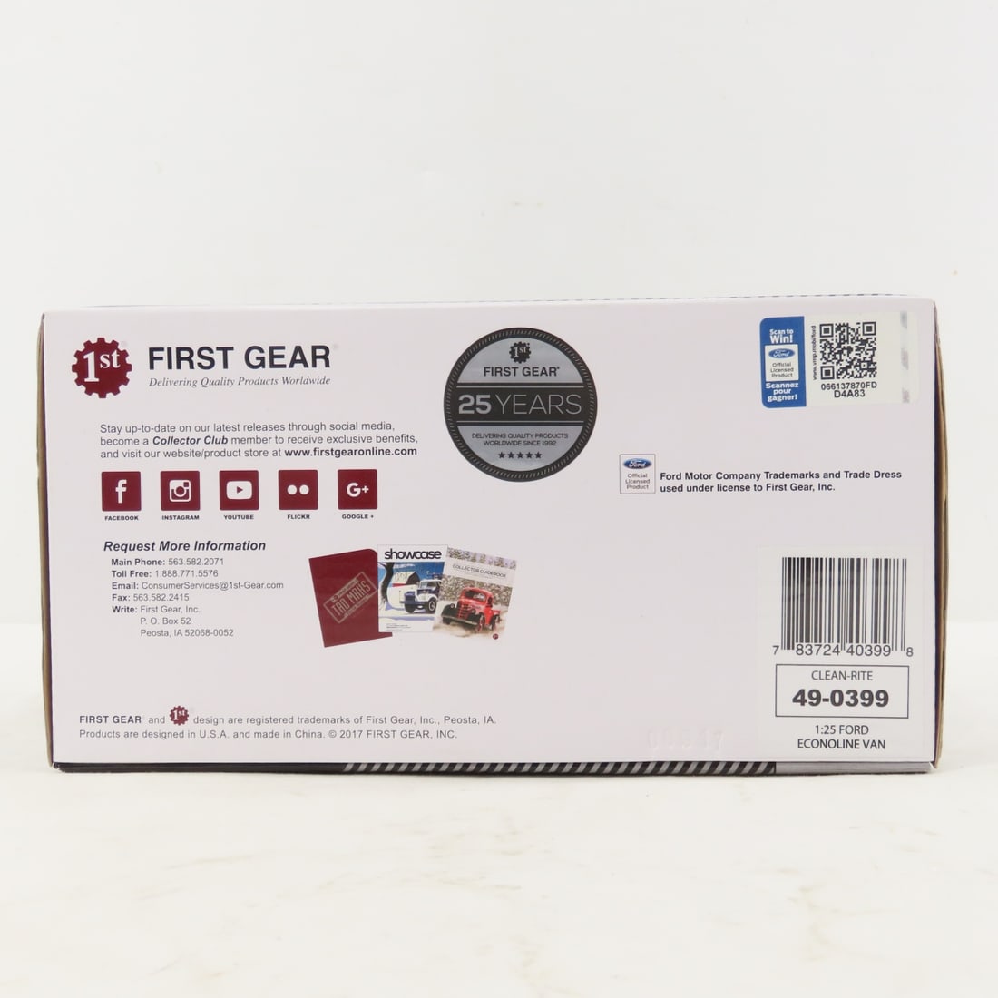 1st Gear 1:25 Ford Econoline Dry Cleaners Van - 8