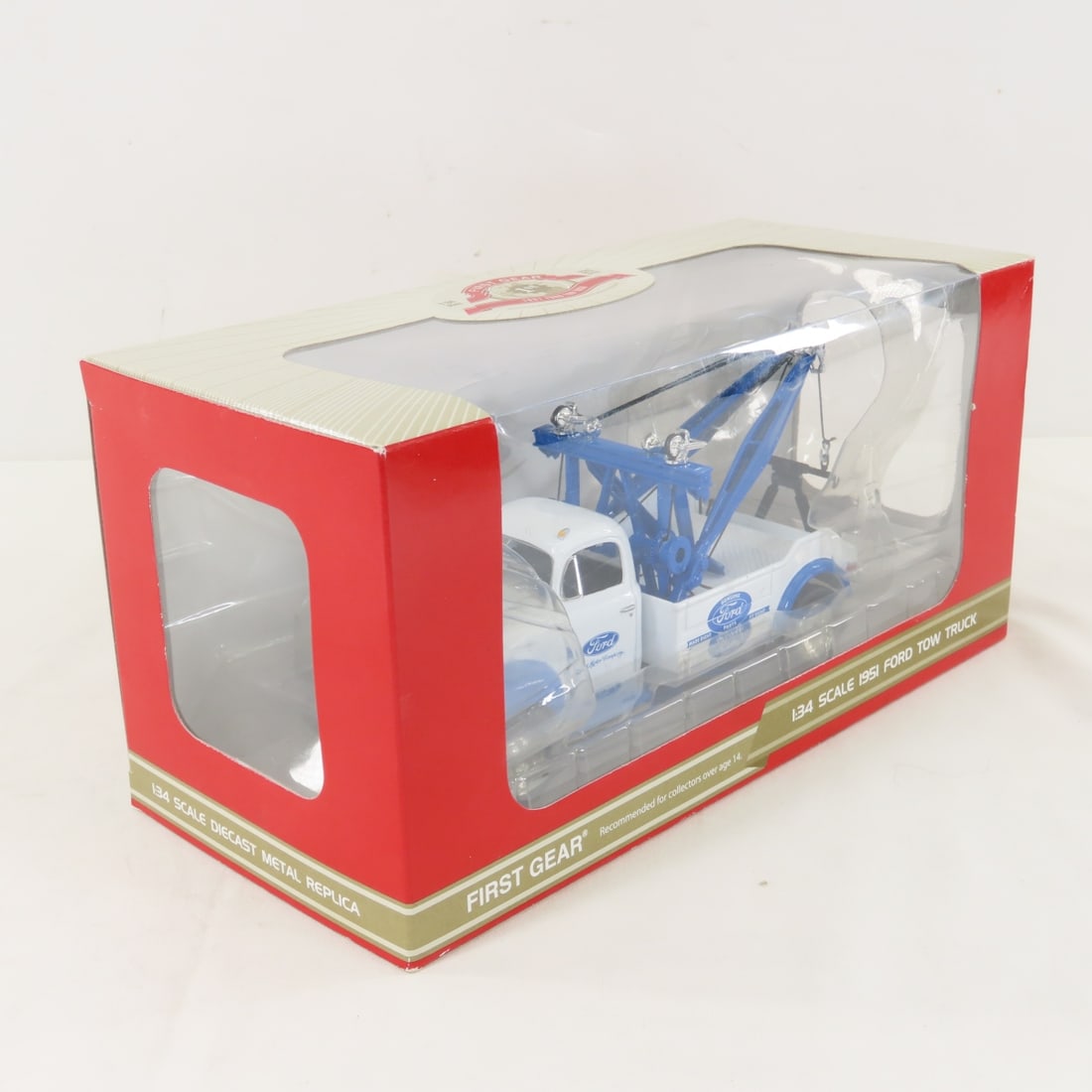 1st Gear 1:34 1951 Ford Motor Co. Tow Truck - 2