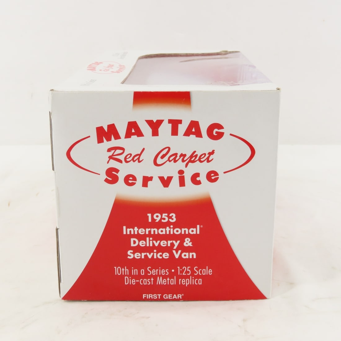 1st Gear Maytag 1953 INTL Delivery & Service Van - 3