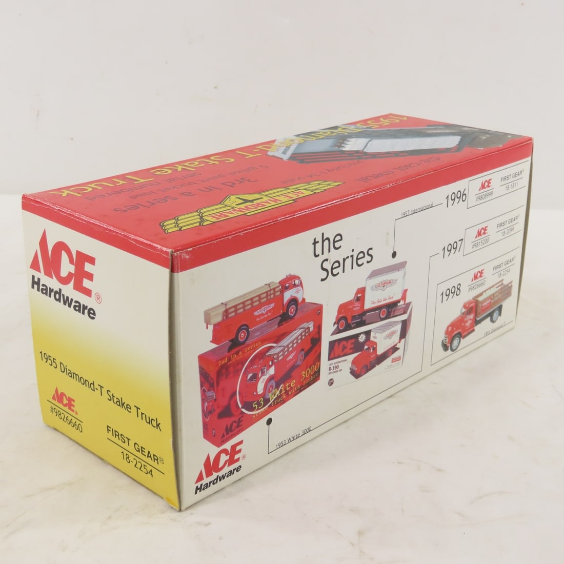1st Gear Ace Hardware 1955 Diamond-T Stake Truck - 13