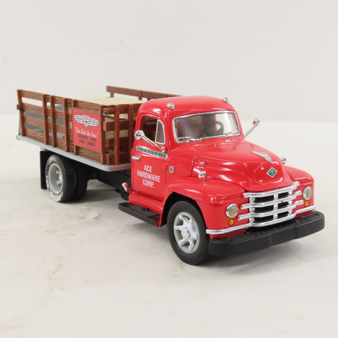 1st Gear Ace Hardware 1955 Diamond-T Stake Truck - 7