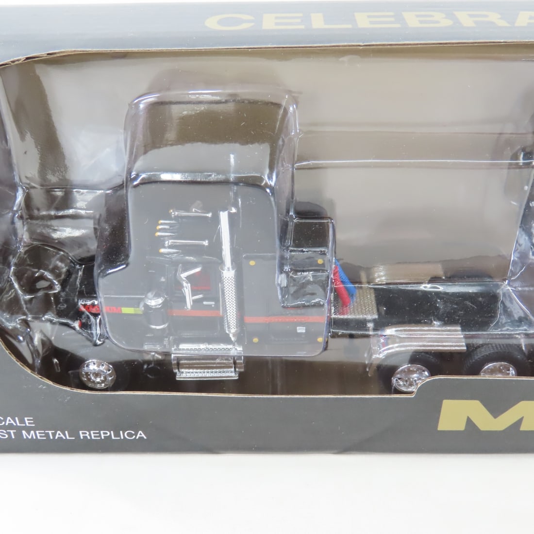 1st Gear 1:64 Mack 125 Years Super Liner w/Sleeper - 7