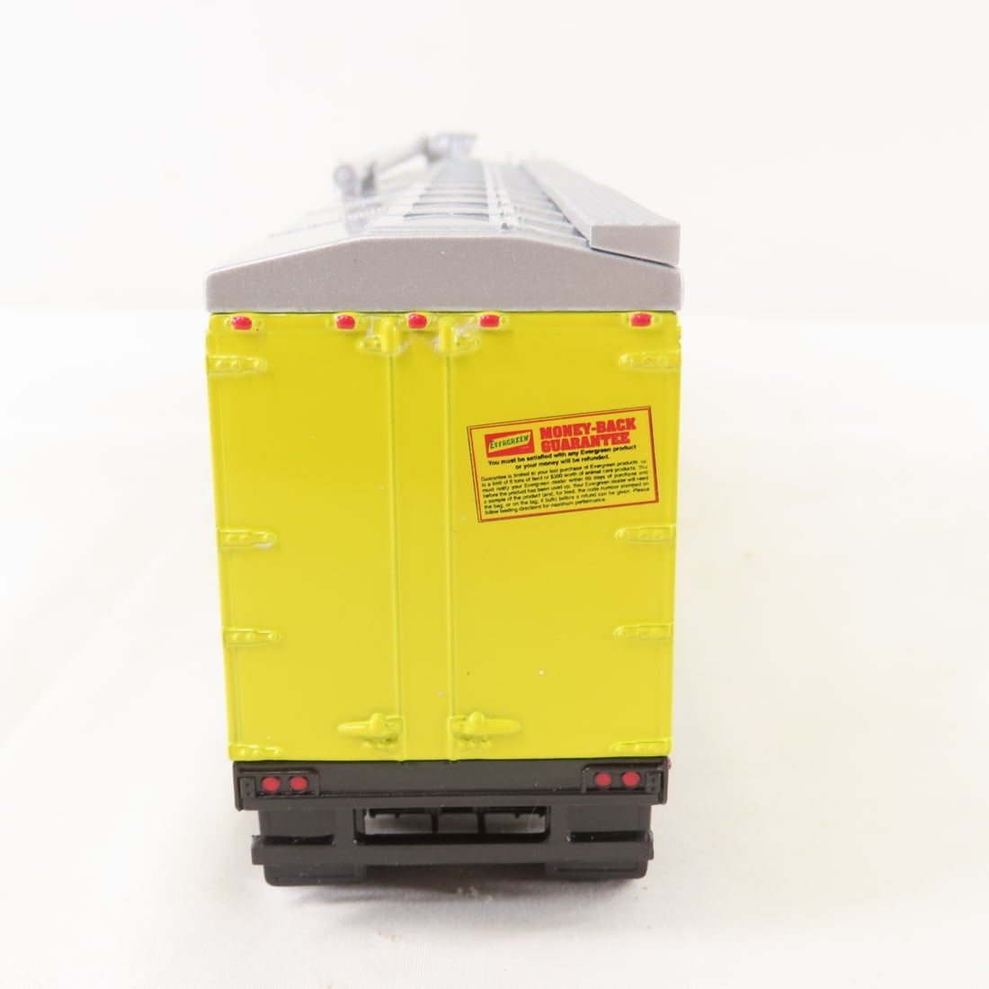 1st Gear 1:54 Evergreen Feeds Tractor & Trailer - 4