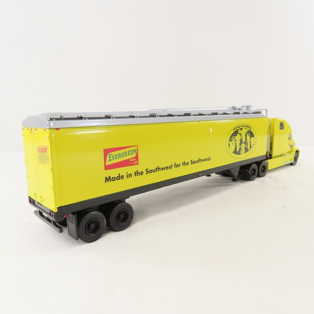 1st Gear 1:54 Evergreen Feeds Tractor & Trailer - 5