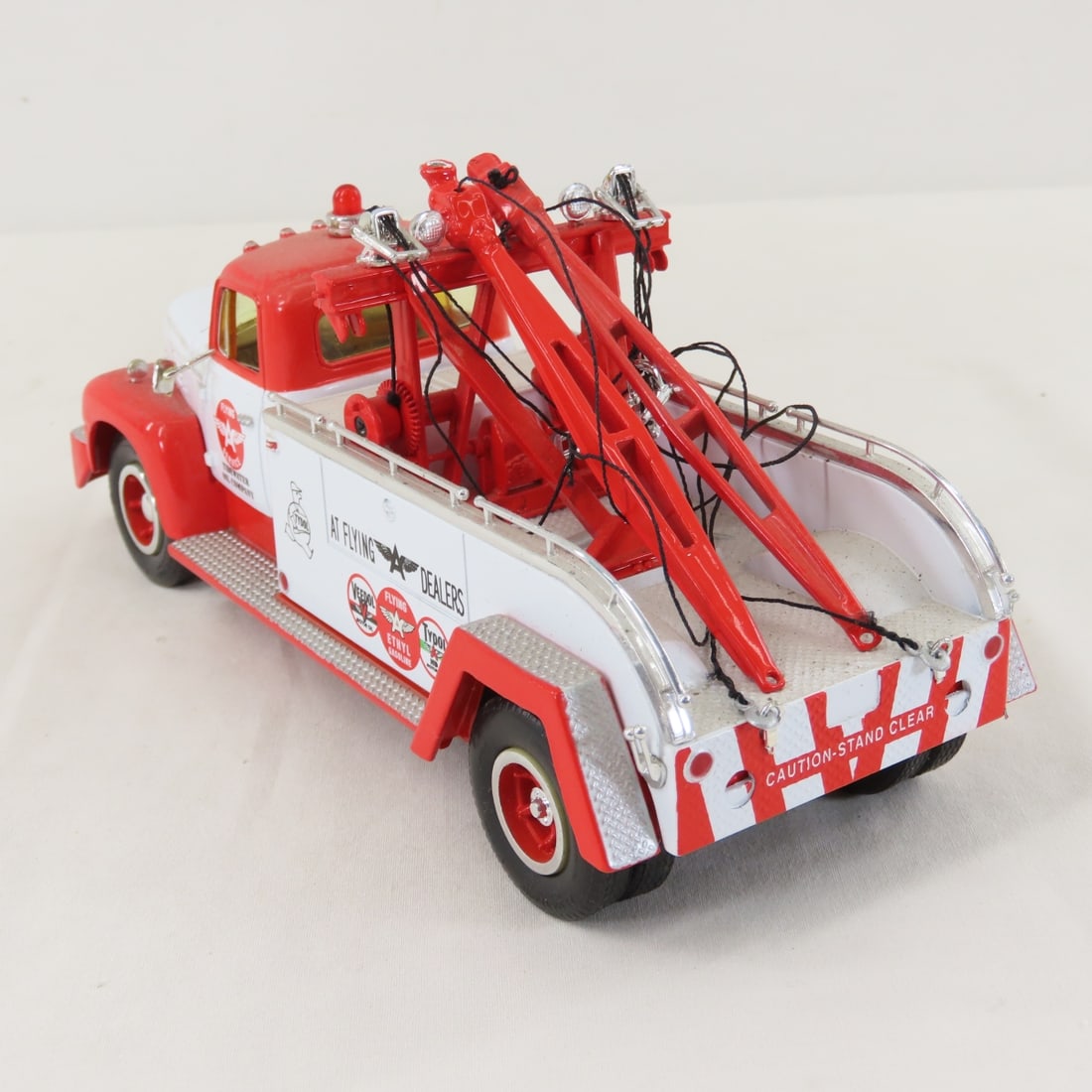 1st Gear Flying A Service 1957 INTL R200 Tow Truck - 3