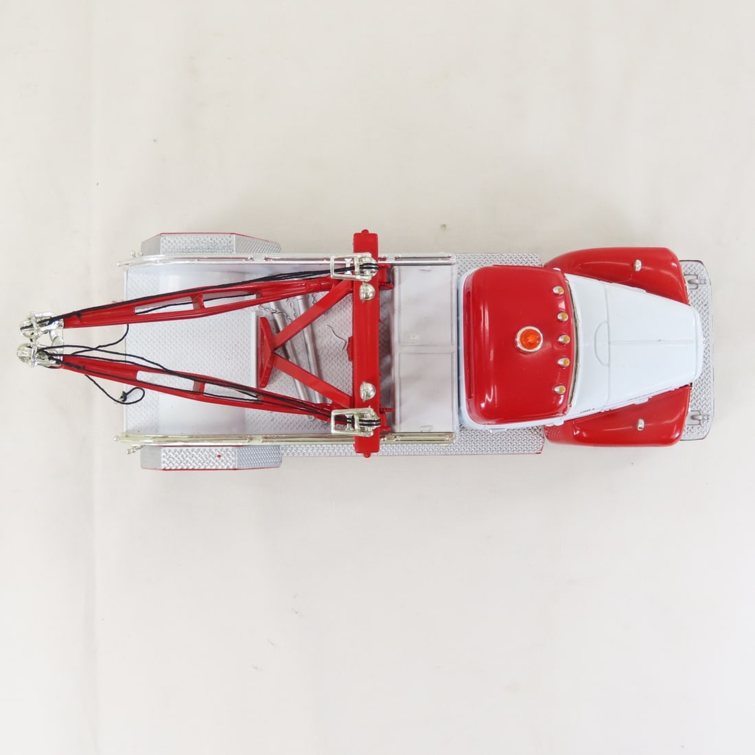 1st Gear Holmes Wrecker 1957 INTL R200 Tow Truck - 9