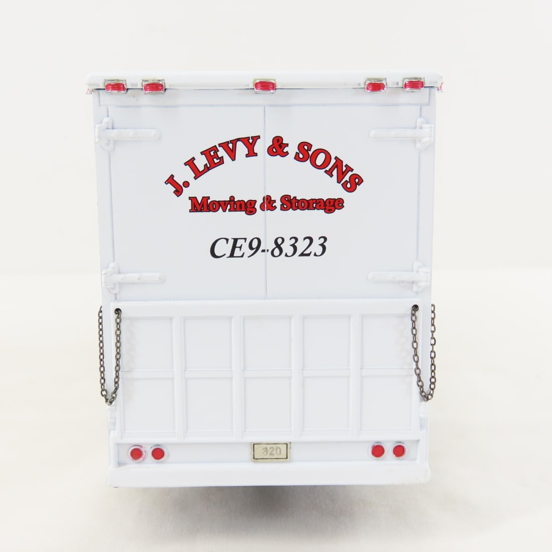 1st Gear 1:34 J. Levy & Son INTL R200 w/Moving Van - 4