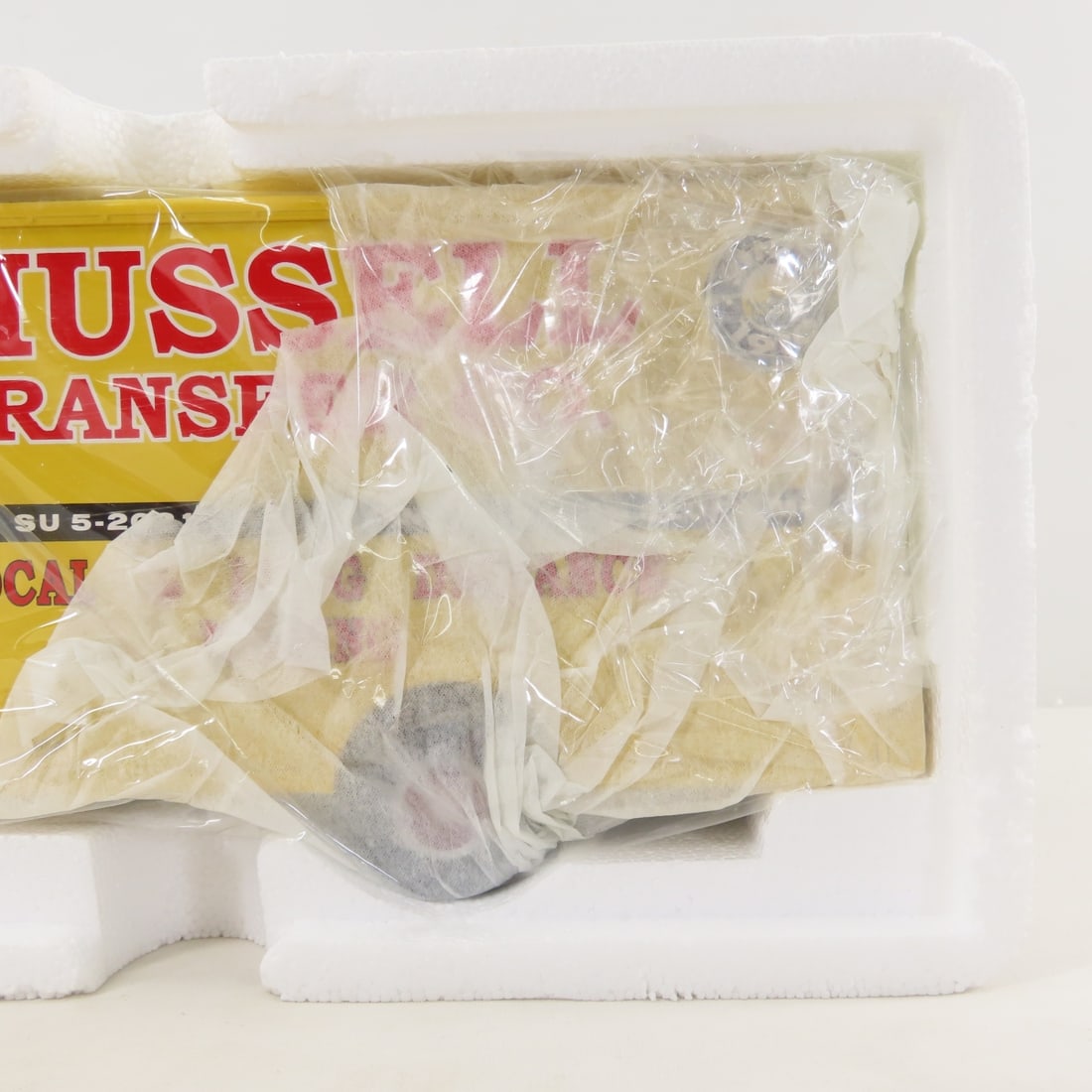 1st Gear 1:34 Mussell Trans INTL R200 w/Moving Van - 4