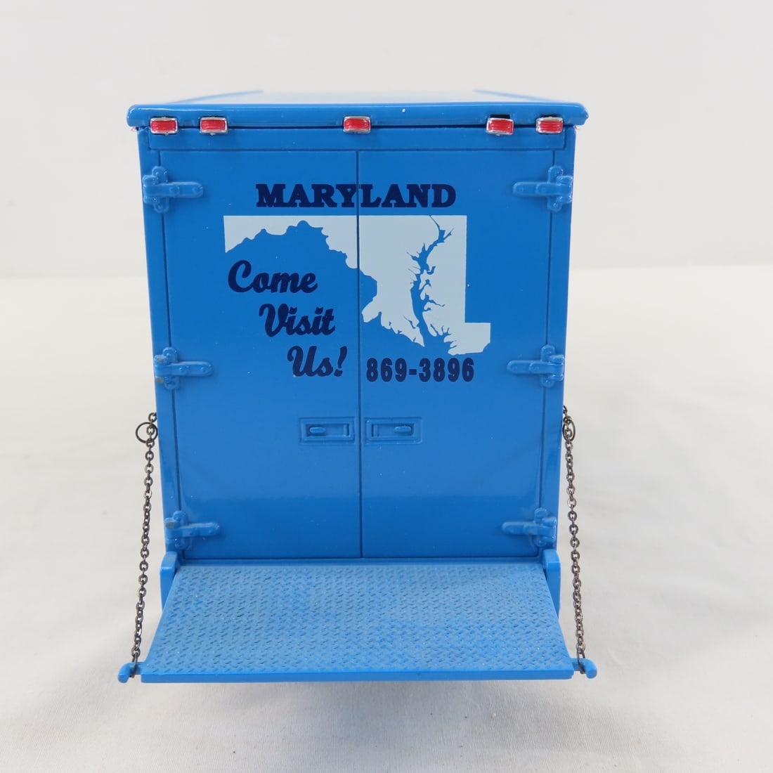 1st Gear 1:34 Moyer & Sons INTL R200 w/Moving Van - 4