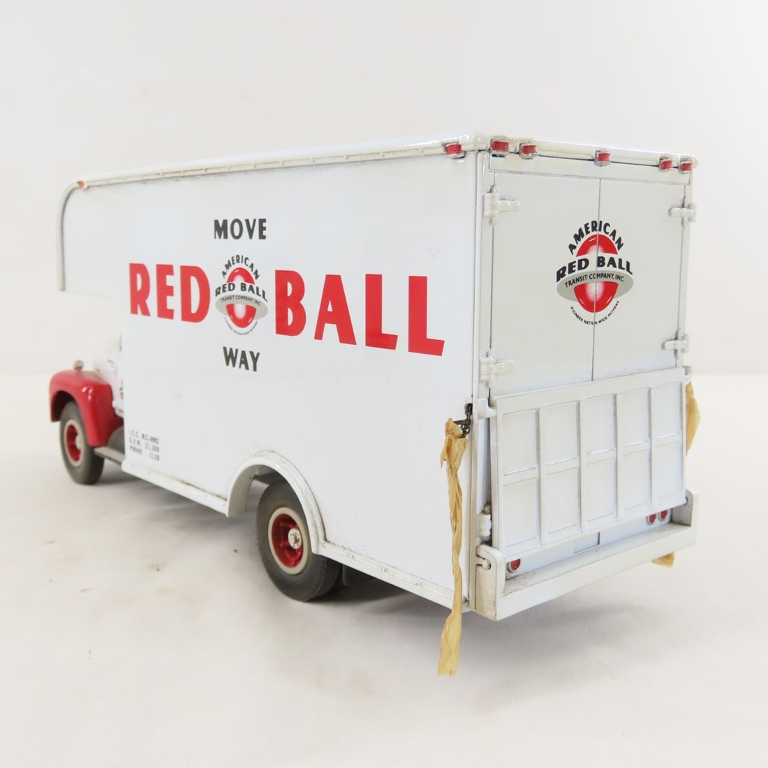 1st Gear Am. Red Ball 1957 INTL R200 w/Moving Van - 3