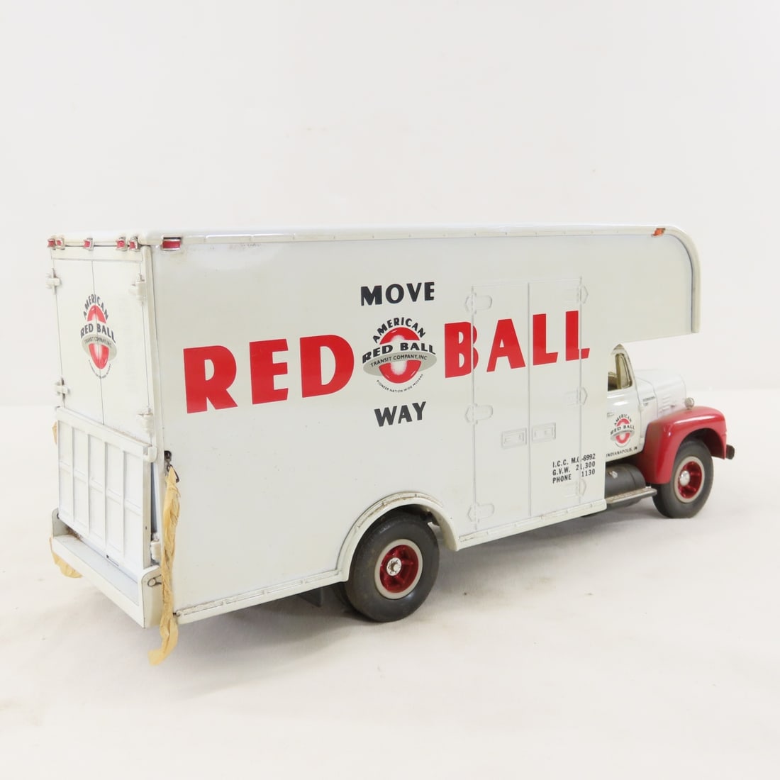 1st Gear Am. Red Ball 1957 INTL R200 w/Moving Van - 5