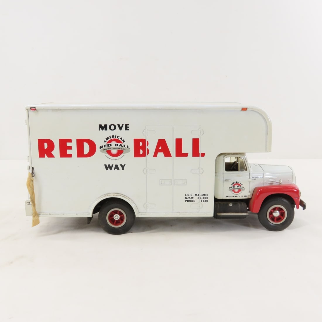 1st Gear Am. Red Ball 1957 INTL R200 w/Moving Van - 6
