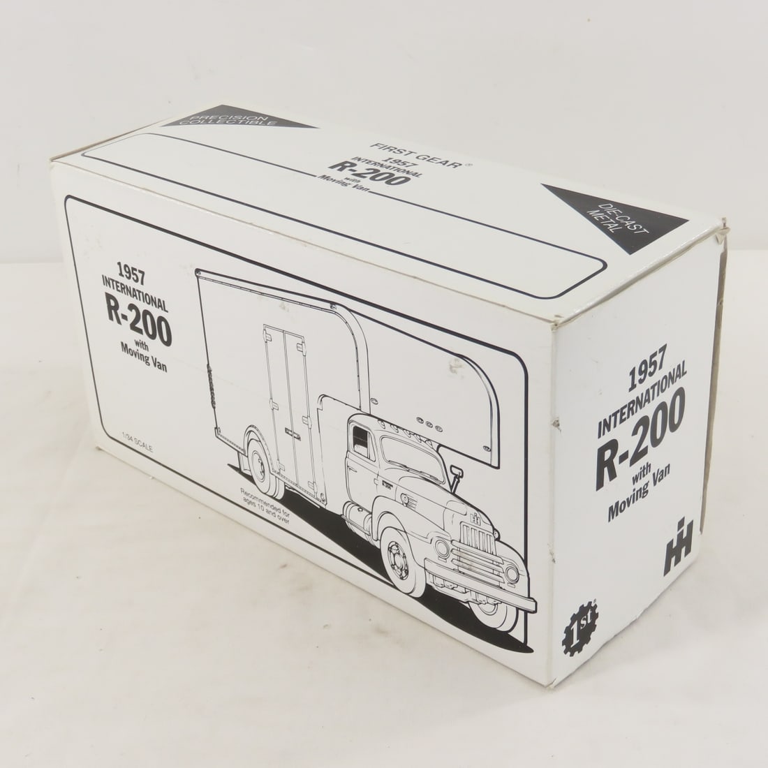 1st Gear Grace Bros 1957 INTL R200 w/Moving Van - 14