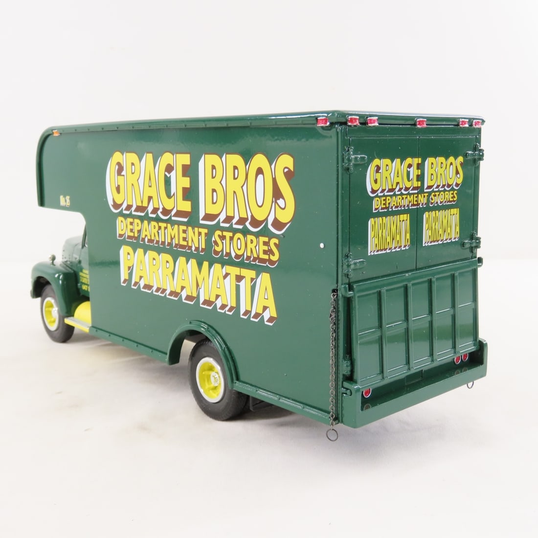 1st Gear Grace Bros 1957 INTL R200 w/Moving Van - 3