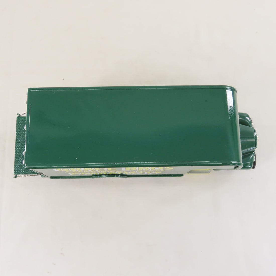 1st Gear Grace Bros 1957 INTL R200 w/Moving Van - 9
