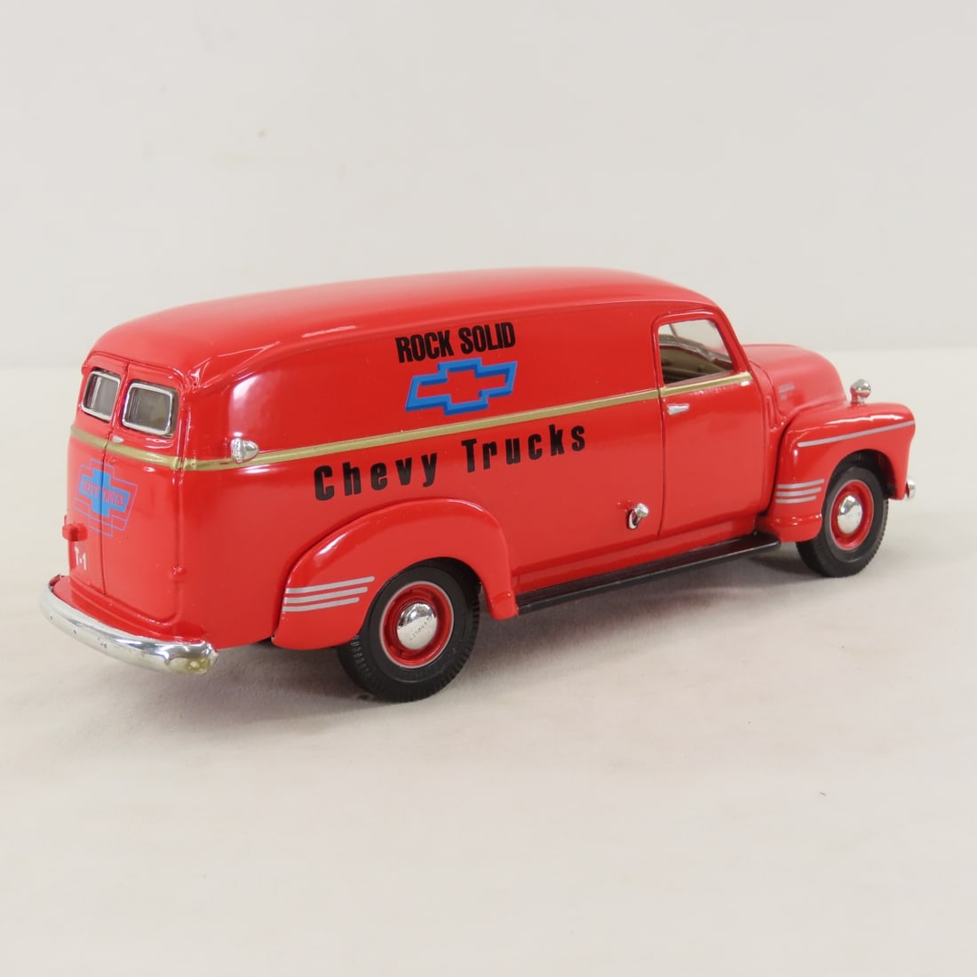 1st Gear 1:34 Scale1949 Chevrolet Panel Truck - 5