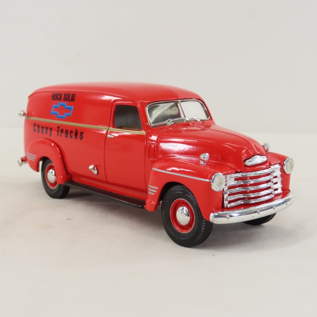 1st Gear 1:34 Scale1949 Chevrolet Panel Truck - 7