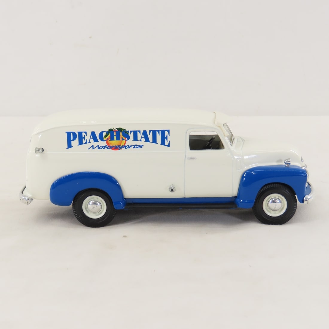 1st Gear 1949 Peachstate Chevrolet Panel Truck - 6