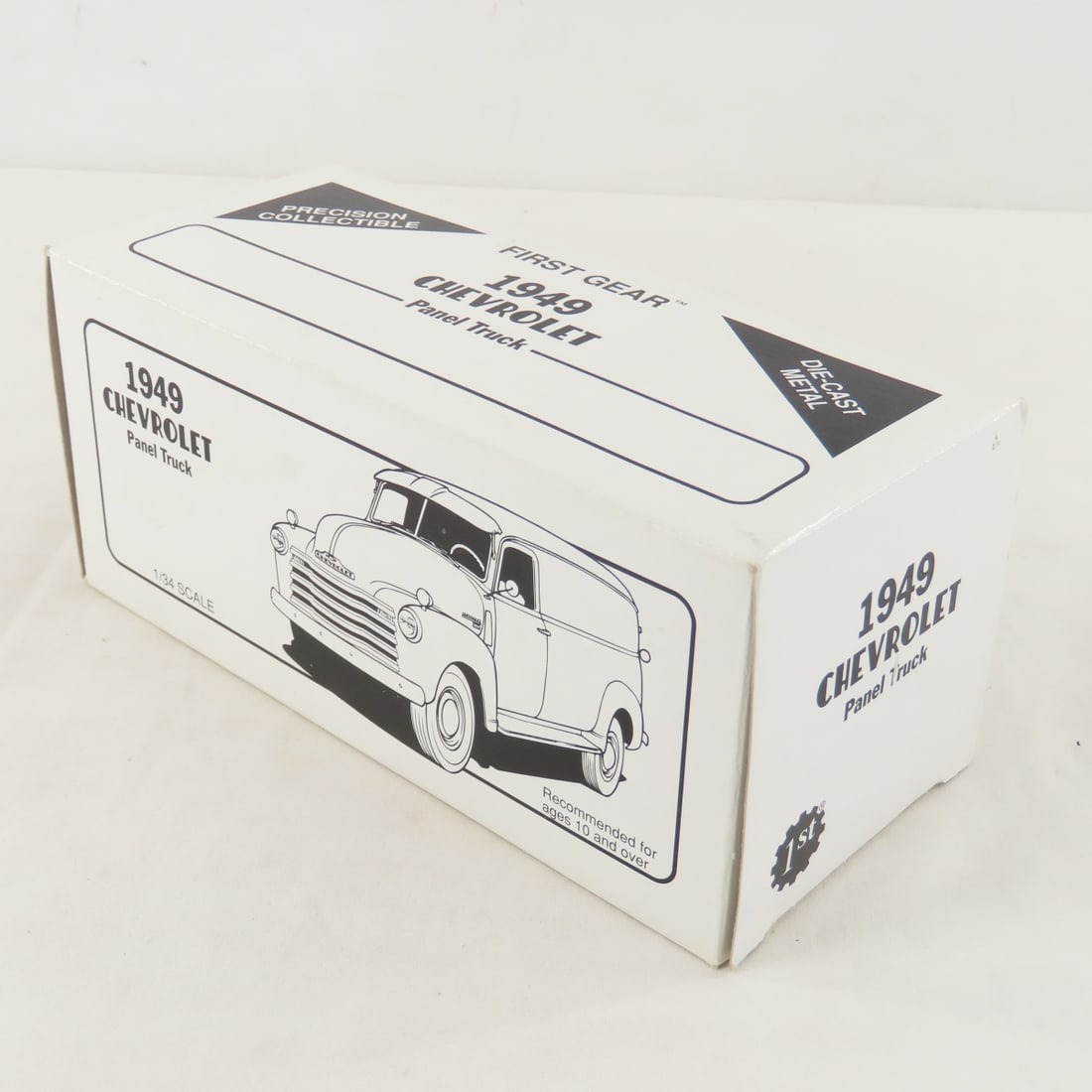 1st Gear 1:34 1949 Genuine Chevrolet Panel Truck - 15