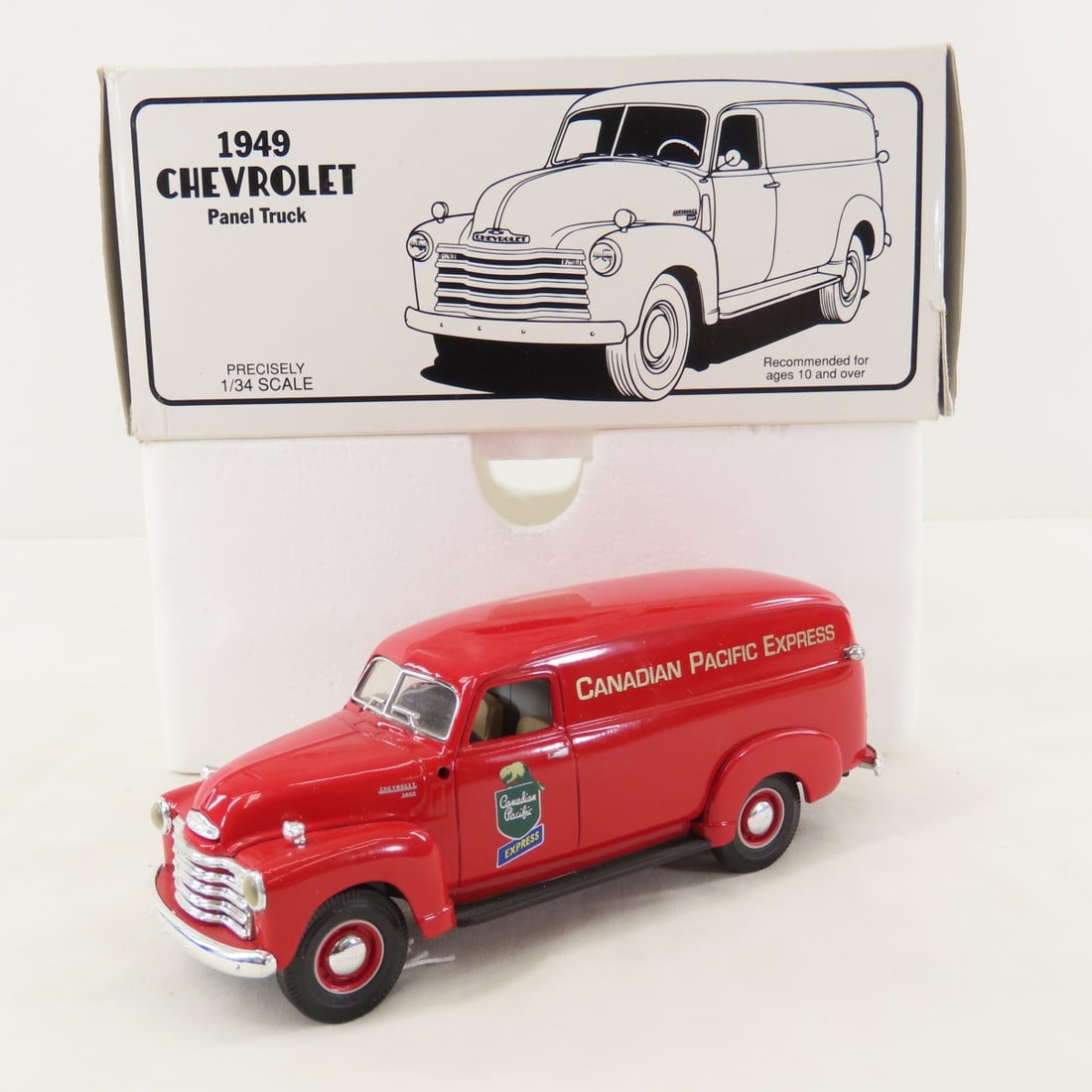 1st Gear 1:34 Canadian Pac. Chevrolet Panel Truck: 1st Gear 1:34 Canadian Pac. Chevrolet Panel Truck - 1949 Diecast Metal 18-1689 Canadian Pacific Express. LOT SIZE: 8x4x4" 1 LB All information and photos, which are part of the description, are intend