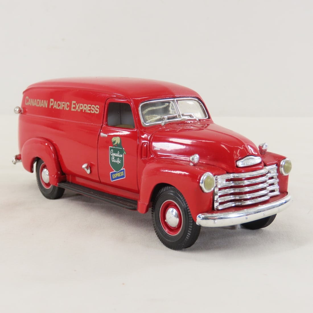 1st Gear 1:34 Canadian Pac. Chevrolet Panel Truck - 7