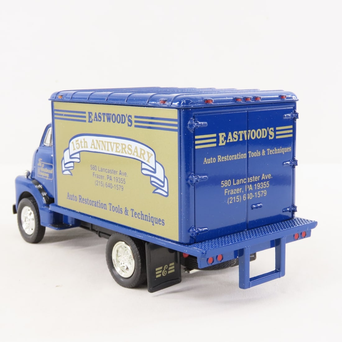 1st Gear 1:34 Eastwood 15th Anniv GMC C.O.E. Truck - 3