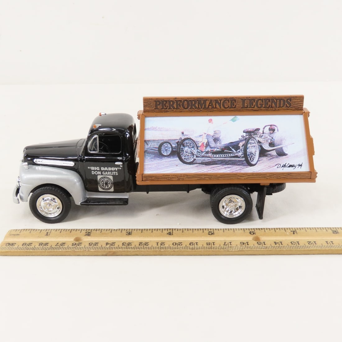 1st Gear 1:34 Dan Garlits GMC C.O.E. Truck Issue 1 - 2
