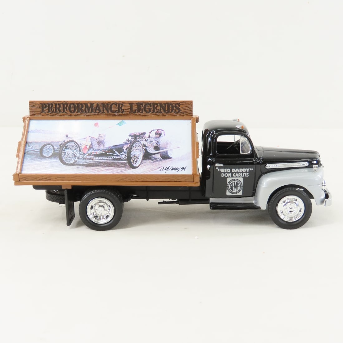 1st Gear 1:34 Dan Garlits GMC C.O.E. Truck Issue 1 - 6