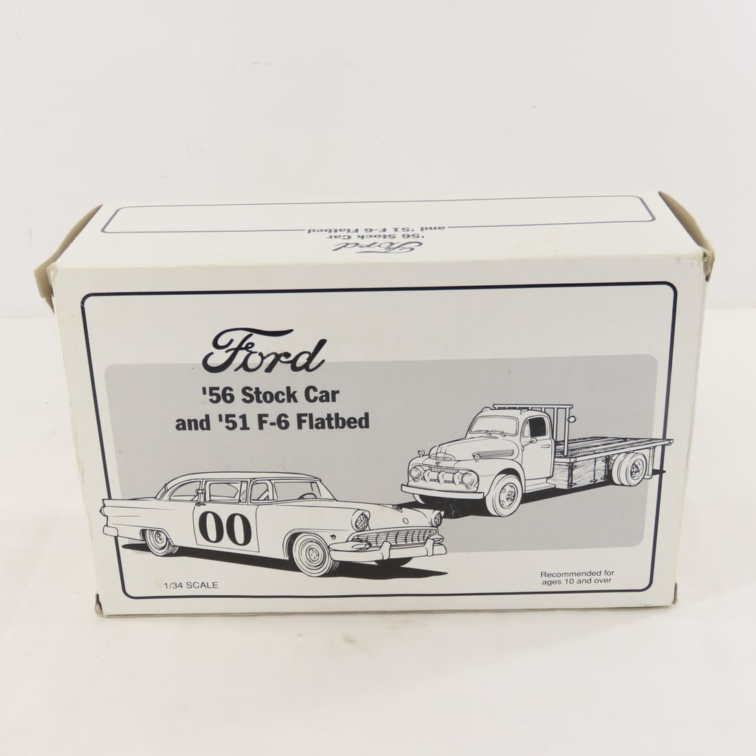 1st Gear 1:34 AAA Towing Stock Car & Flatbed - 18