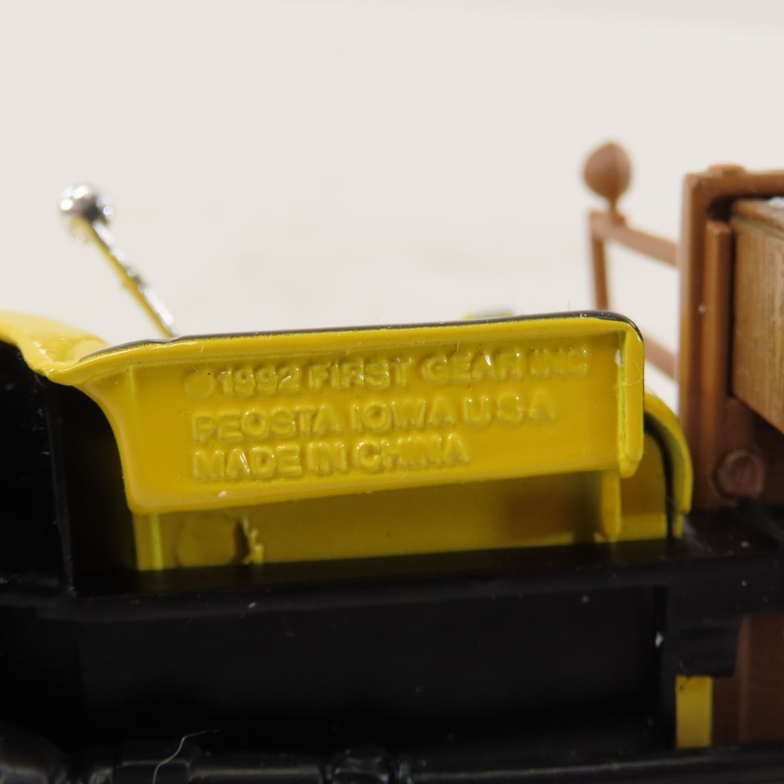 1st Gear 1:34 AAA Towing Stock Car & Flatbed - 8