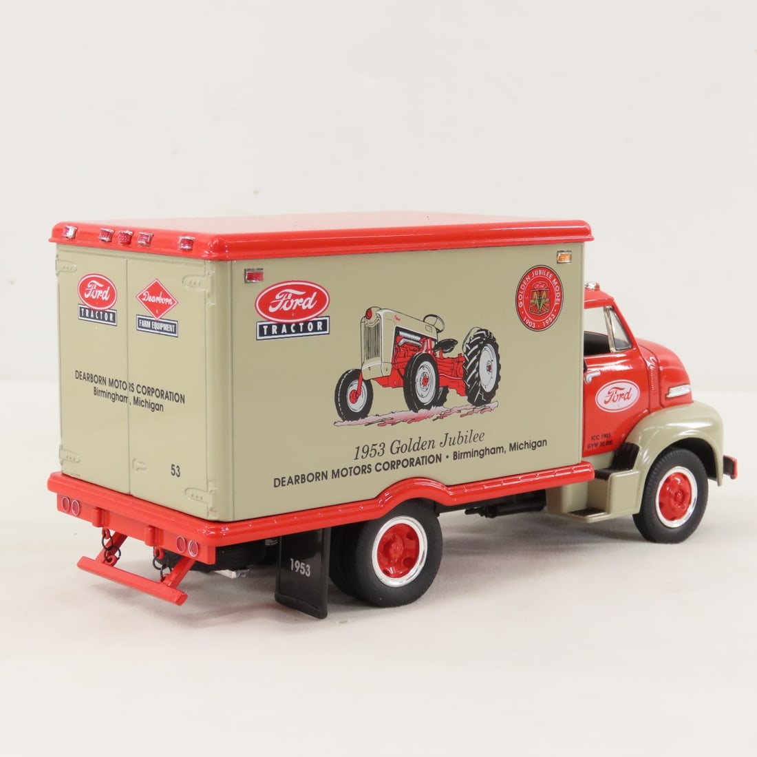 1st Gear 1:34 '53 Ford Jubilee C600 Straight Truck - 5