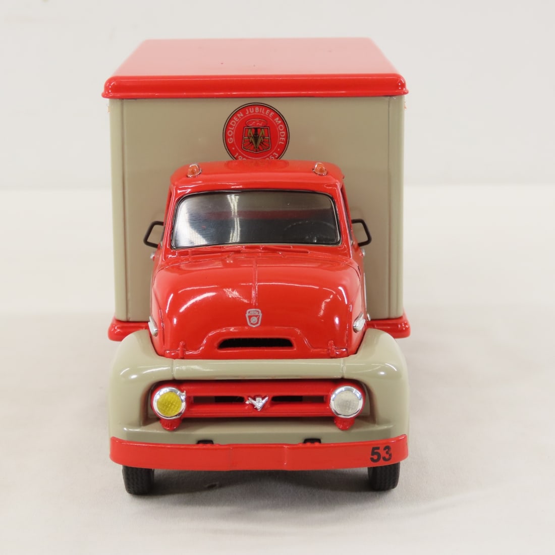 1st Gear 1:34 '53 Ford Jubilee C600 Straight Truck - 8