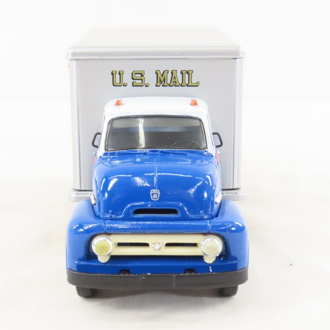 1st Gear 1:34 US Mail '53 Ford C600 Straight Truck - 8