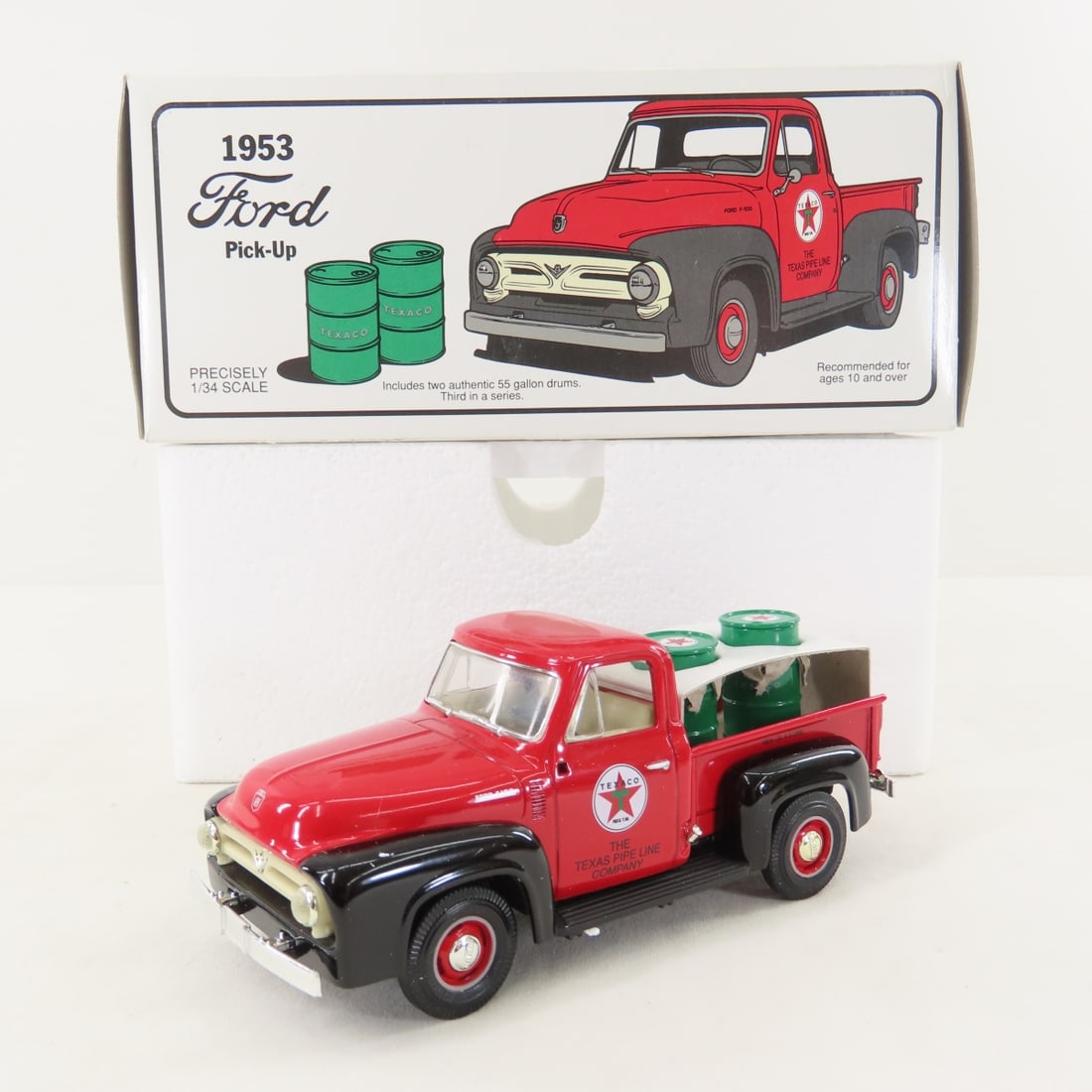 1st Gear 1:34 Texaco 1953 Ford Pickup Truck: 1st Gear 1:34 Texaco 1953 Ford Pickup Truck - Diecast Metal 19-1688 The Texas Pipeline Company. LOT SIZE: 8x4x4" 1 LBS All information and photos, which are part of the description, are intended to be