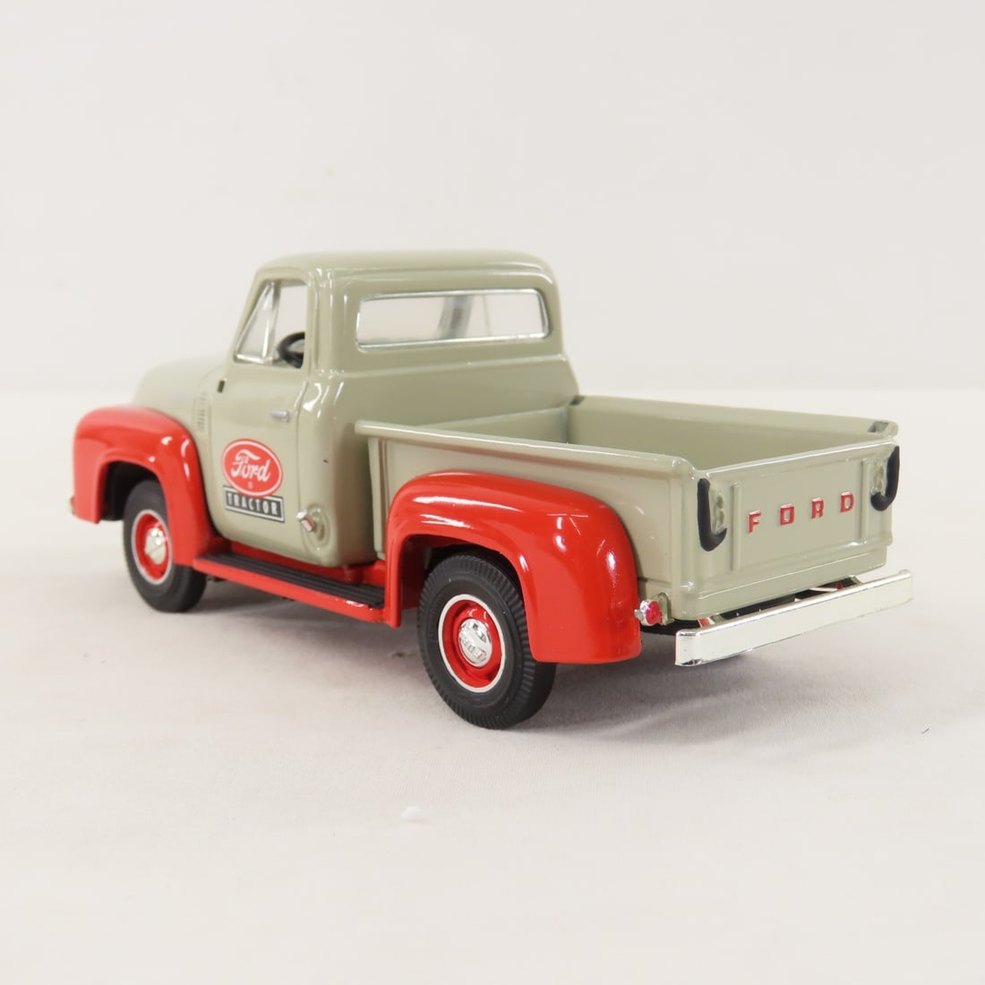 1st Gear 1:34 1953 Ford Tractor F-100 Pickup Truck - 3