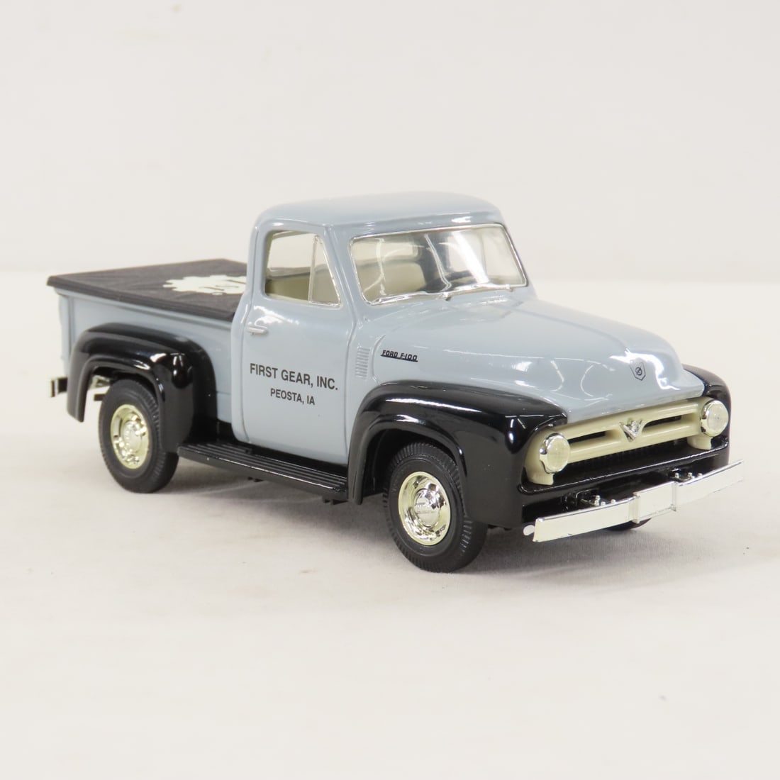 1st Gear 1:34 Diecast 1953 Ford Pickup Truck - 7